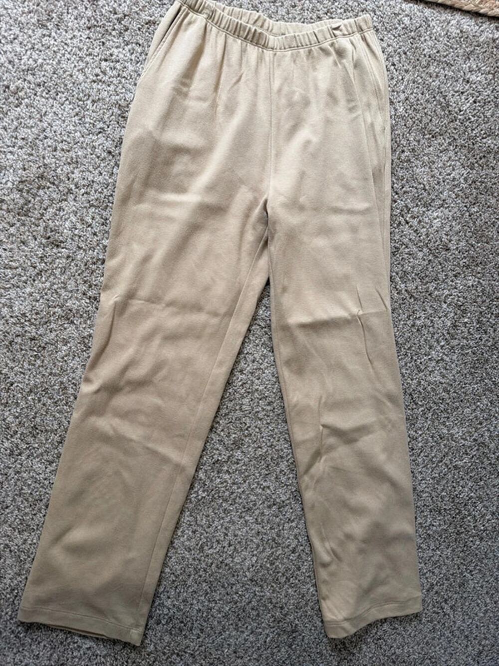 Lands end, beige pull on pants wide leg S 3401